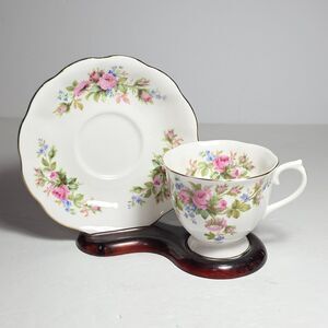 Royal Albert Teacup and Saucer Moss Rose Pink Roses